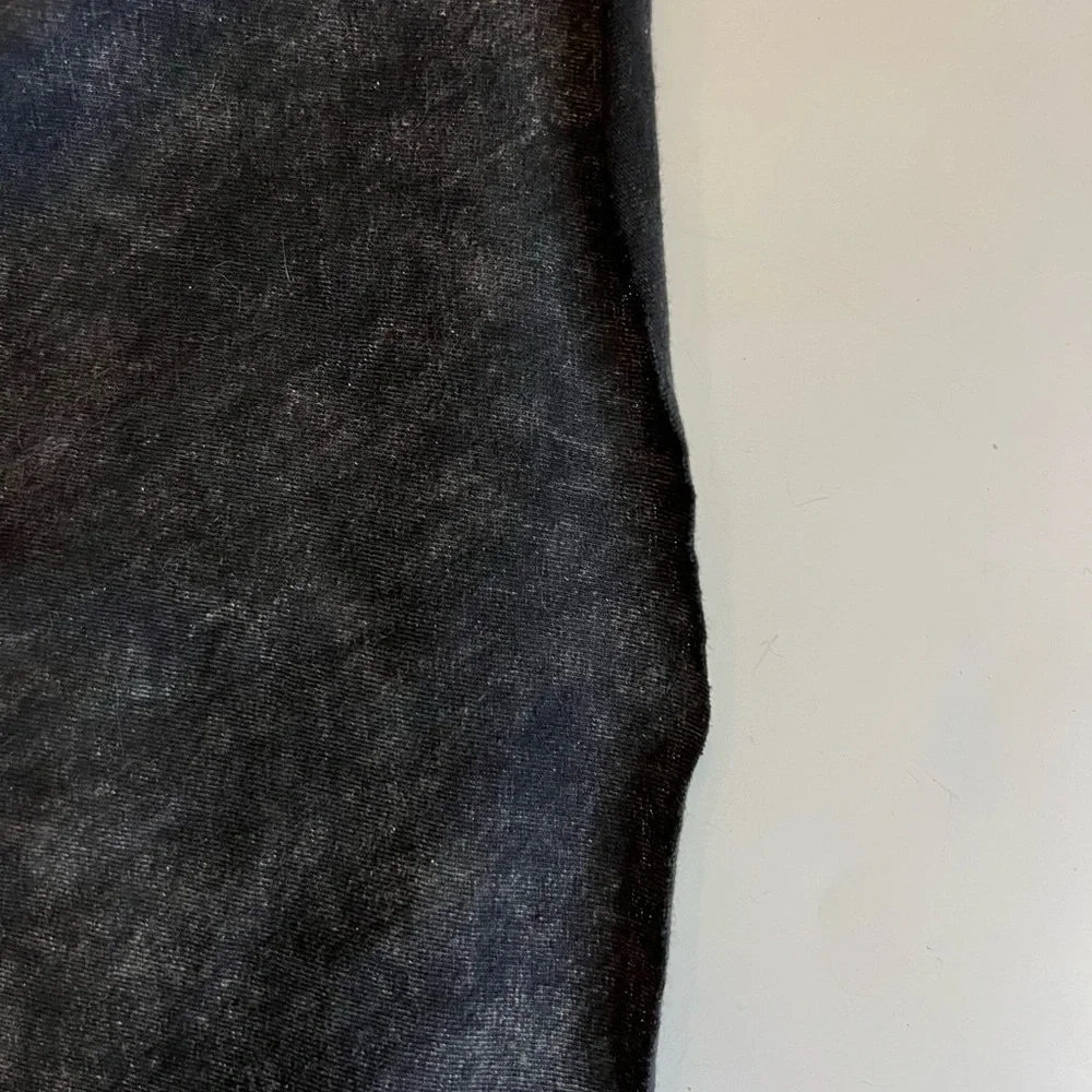 Fifth Sun Starry Night long sleeve T-shirt women’s Size M cutoff shirt - Picture 7 of 10